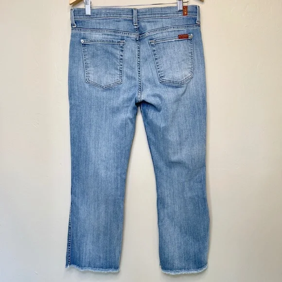 7 for all Mankind | Mid Rise Med Wash Frayed Ankle Cropped Boot Capri Jeans - Picture 3 of 12
